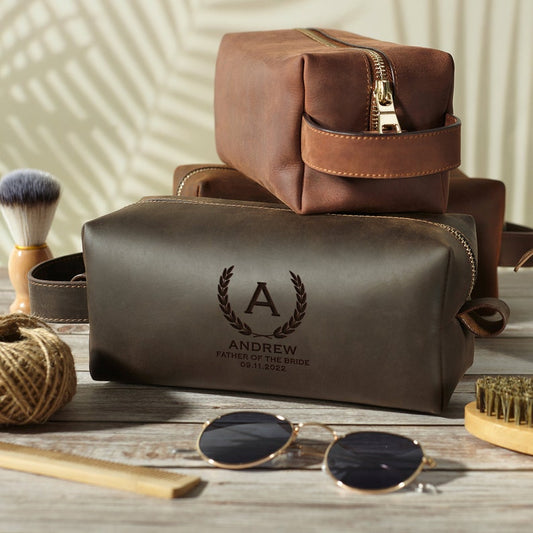 Custom Leather Dopp Kit for Dad Father Of The Bride Gift Personalize Men Toiletry Bag Groomsmen Gift Genuine Leather Toiletry Bag Grandpa